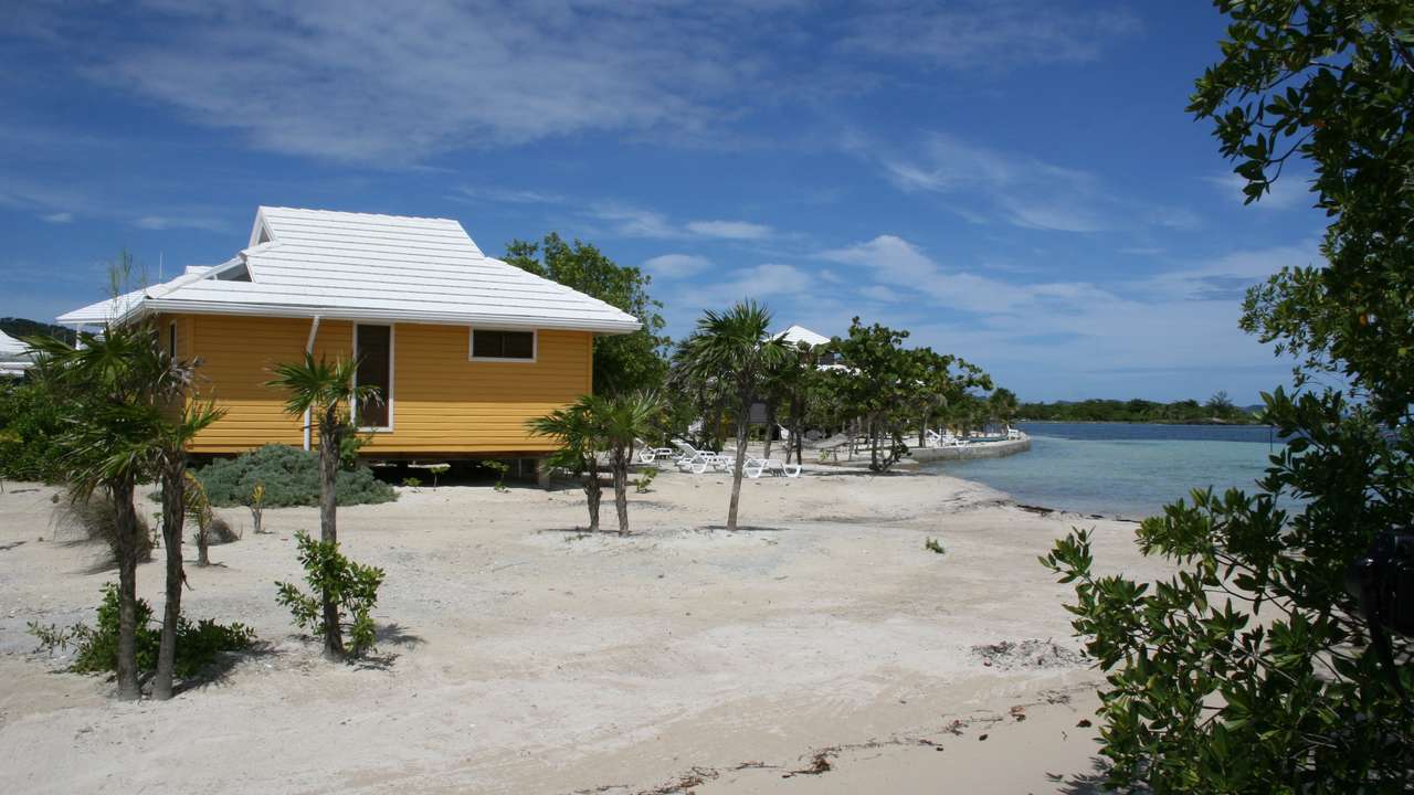 Barefoot Cay Roatan Island Honduras Steppes Travel